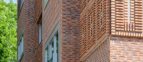 New construction 41 houses and 9 appartments Sinfonia | Leidsche Rijn, Utrecht | Facade brick: Veldbrons Gesinterd HV WF, Navarra HV WF, Blauwrood Genuanceerd HV WF, en EF en de Teunisbloem WS WF | Paver: Ravenna DF