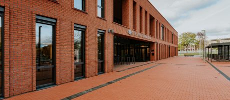 Kohtla-Järve Gymnasium in Kohtla-Järve, Estonia. Used materials: Terca St. John's ceramic bricks and brick slips, Penter Red Rough clay pavers from Aseri plant (Estonia).