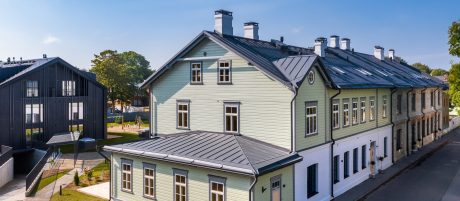 Klausson Candy Factory, Tallinn, Estonia. Used materials: Pottelberg 301, anthracite engobe. Photo: Endover Kinnisvara and Kaupo Kalda.