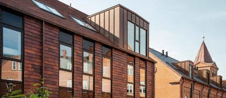 Facade cladding: Arena 500L Nordic Red | Bethleham Parish Hall, Hillerød (Denmark)