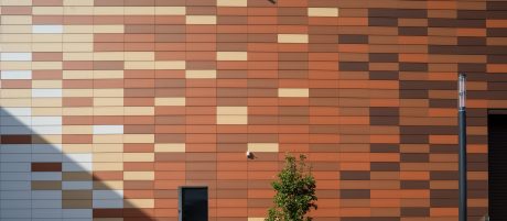 Argeton RENOVATION CENTRE COMMERCIAL AU SHOPPING BARDAGE ARGETON ET TERREAL UTILISATION BARDAGE EXISTANT LOCI ANIMA FREDERIC DARBOIS Monde Monde 15 ARGELITE