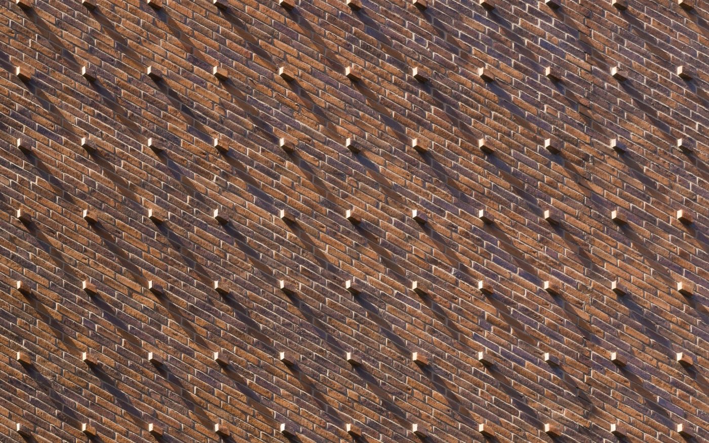 School Building in Copenhagen, Facing Brick - 2.4.78 Brown Devil