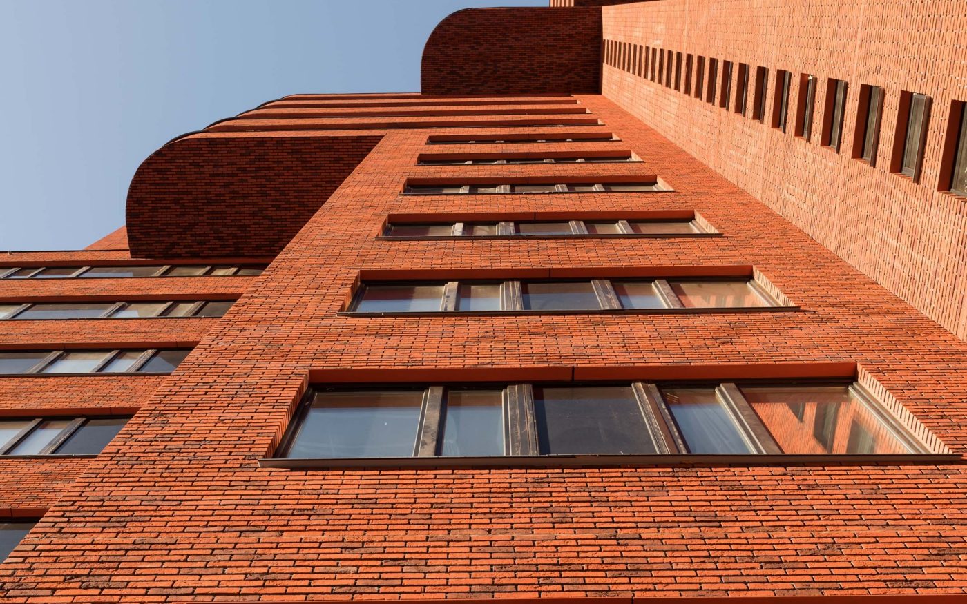 Dutch house Wellton Park, Moscow, Terca Catalunya, Terca Galicia