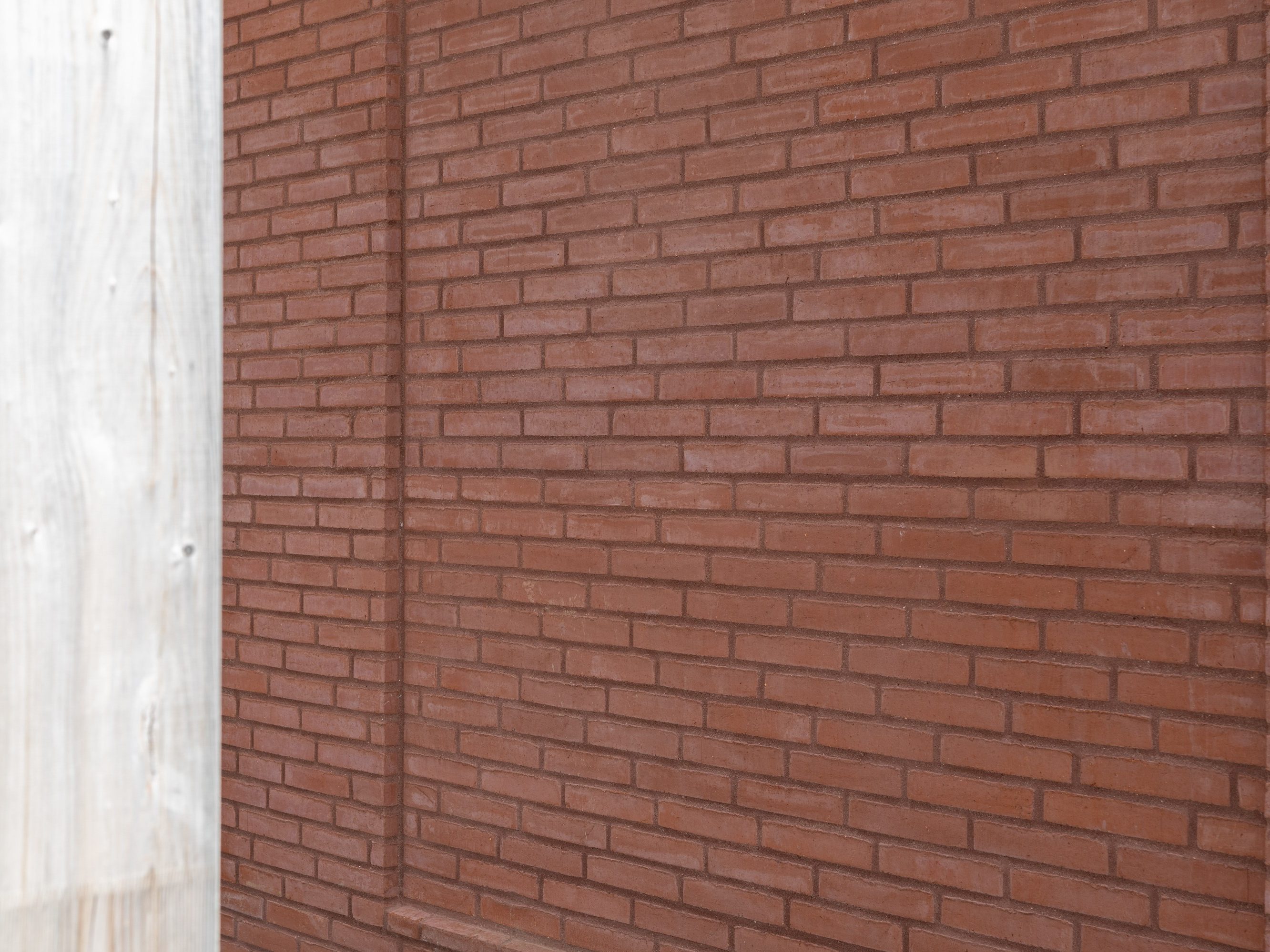 Brick: EW2207 Rød mørk | Ny Dybkærskole, Gødvad