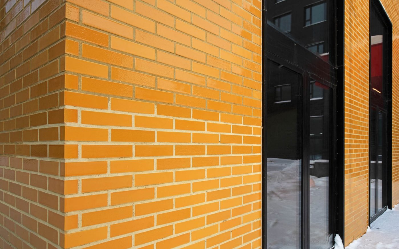 Kompozitsiya 24, Khavskaya, Glazed Black, Glazed Gold