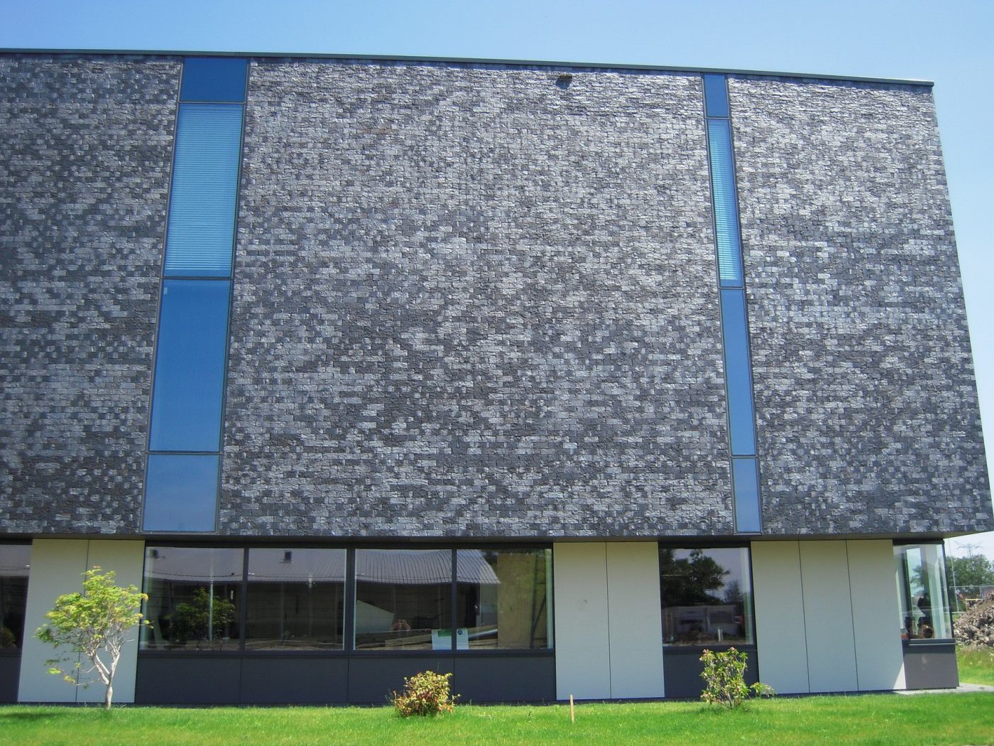 New Construction The Diekman Vocational School | Ebonywood SP ClickBrick | J.J. van Deinselaan, Enschede | Architect: Döll Atelier | Contractor: Merksteyn Bouw