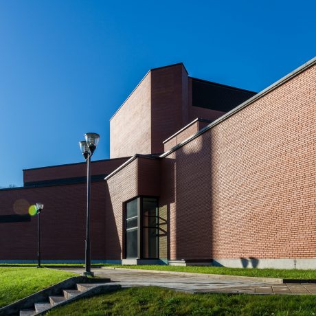 Theater Ugala in Viljandi, Estonia. Used materials: Terca ceramic bricks Red Smooth and customised designed bricks, Terca ceramic brick slips and corners Red Smooth.