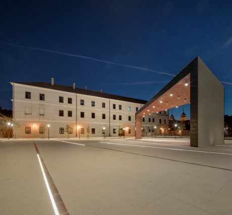 La Linia Grande/ Klinker opeka