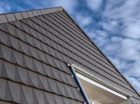 Koramic V11 Lönshaus