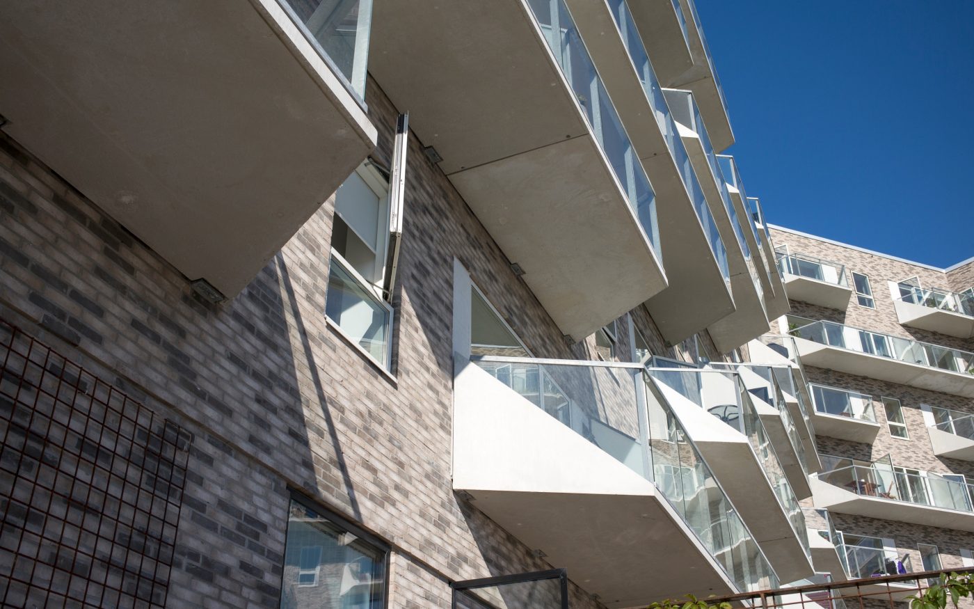 Apartment Building in Copenhagen, Mix of Facing Bricks W 450 Jern and W 447 Flint