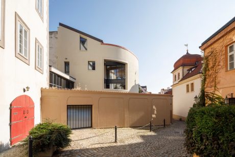 Reference novostavby bytového domu s galerií Praha Malá Strana | wienerberger