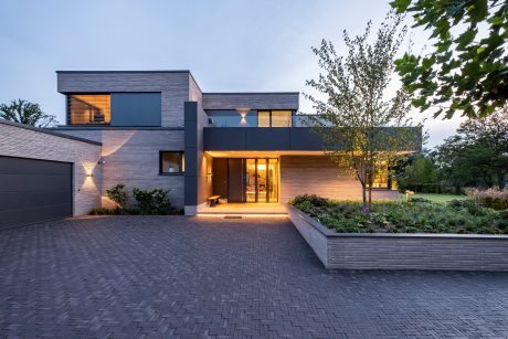 Single Family House, Terca  Polaris, Penter Eros getrommelt, Poroton Plan-T-18, mit Poolhaus